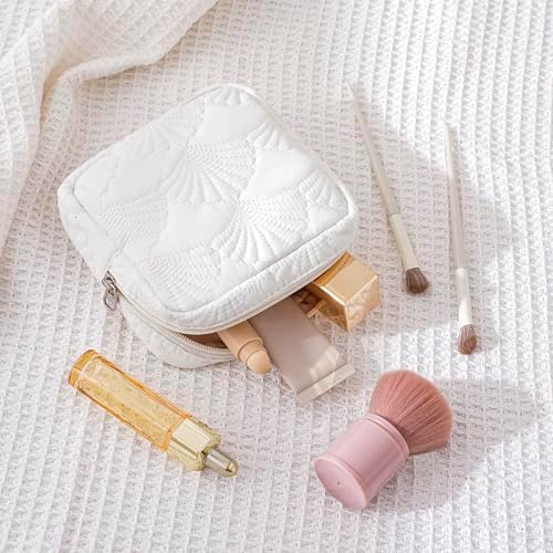 RSRSLEII Mini Quilted Makeup Pouch - Image 7