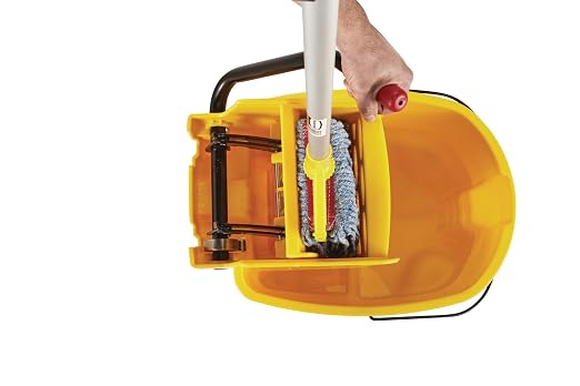 Rubbermaid Commercial Products WaveBrake 26 Qt. Side-Press Mop Bucket and - Image 13