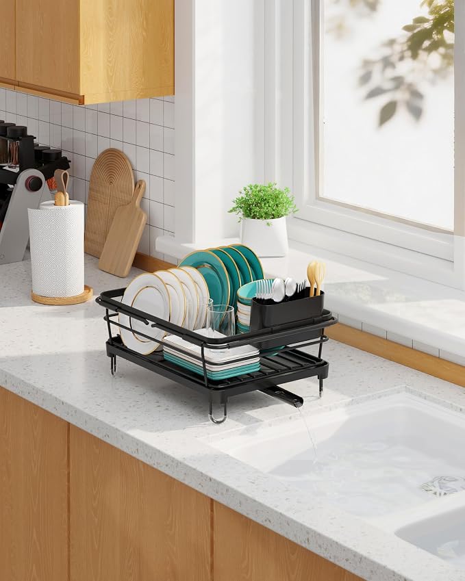 Sakugi Dish Drying Rack in Sink - Image 4