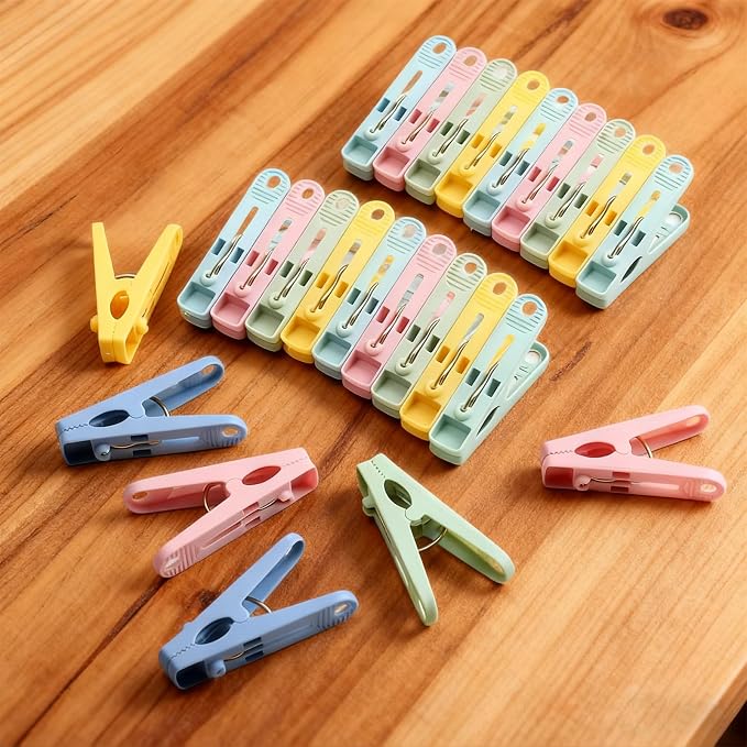 20-Pack Multipurpose Plastic Clothespins - Image 6