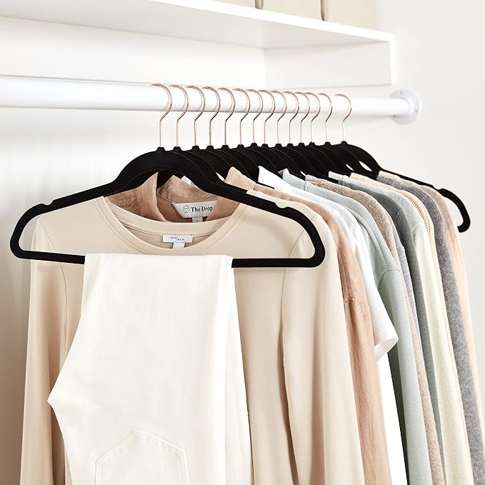 Amazon Basics Slim Velvet Non-Slip Space Saving Sturdy Suit Clothes Hangers - Image 6