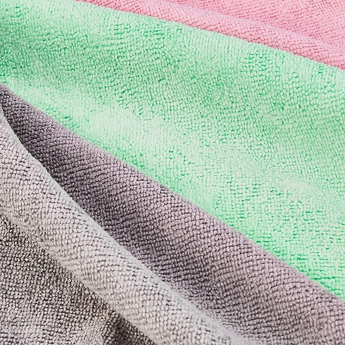 Amazon Basics Microfiber Cleaning Cloths, Ultra Absorbent, Scratch Free - Image 3
